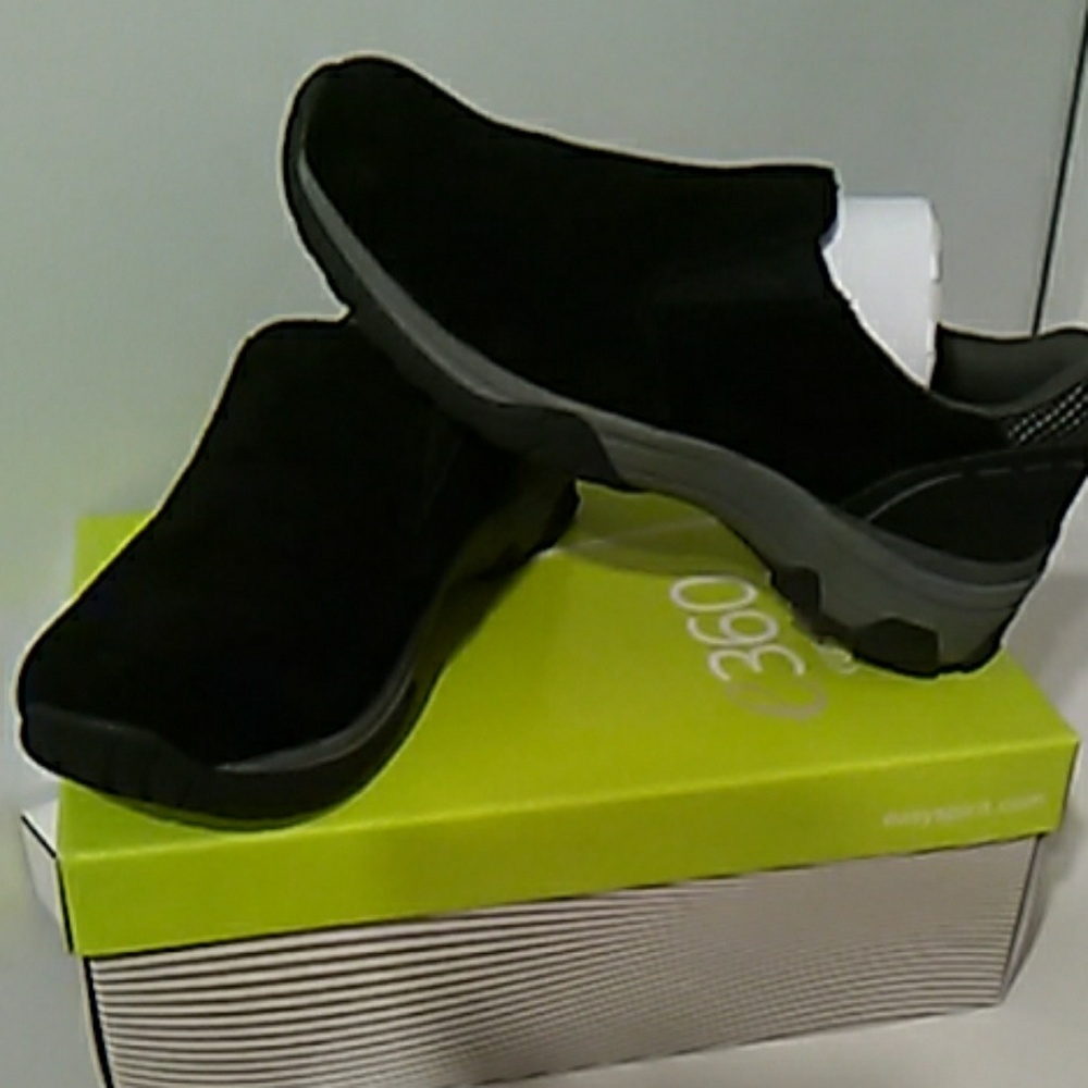 Slip-on Athleisure Shoes